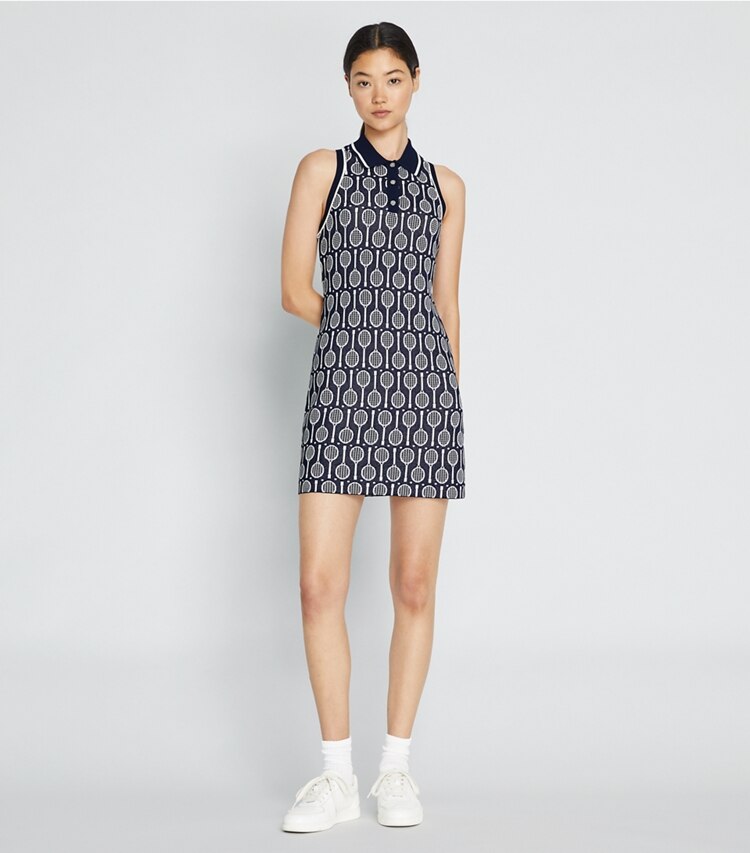 Tory Sport designer kleider Polokleid aus Funktionsstrick mit Tanktop in Tory Navy Racquets modell von vorn