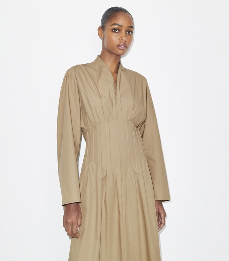 Tory Burch designer dresses Poplin Dress in Taupe Gray on model detail