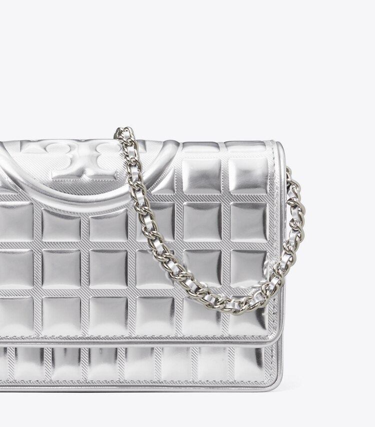 Tory Burch designer borse a spalla Portafoglio con catena Fleming metallizzato matelassé in Silver dettaglio