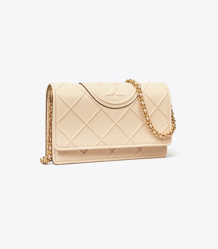 Tory Burch designer mini bags Portafoglio con catena morbido Fleming in New Cream angle