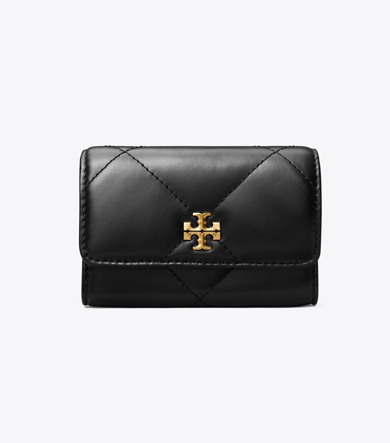 Tory Burch designer portes-cartes Porte-cartes à rabat matelassé diamant Kira dans Black de face