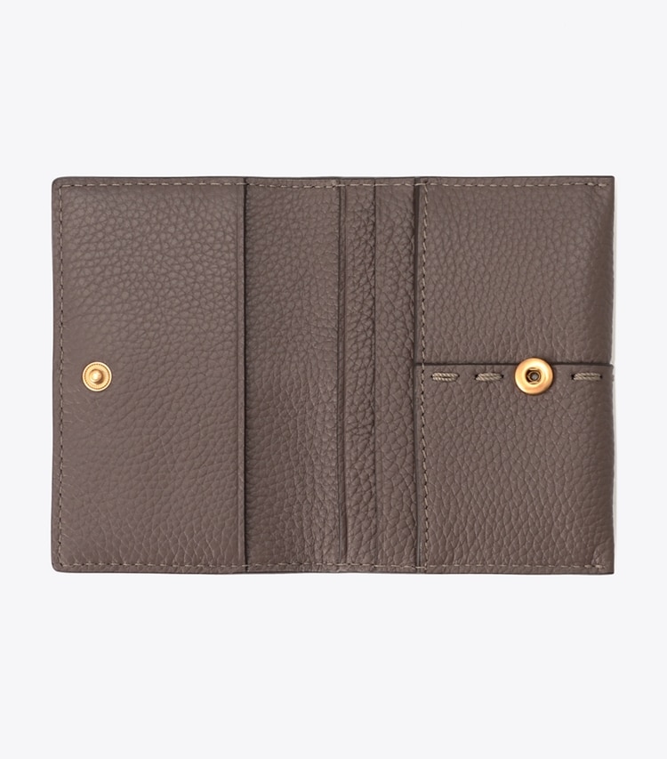 Tory Burch designer portes-cartes Porte-cartes à rabat McGraw dans Silver Maple vue du dessus
