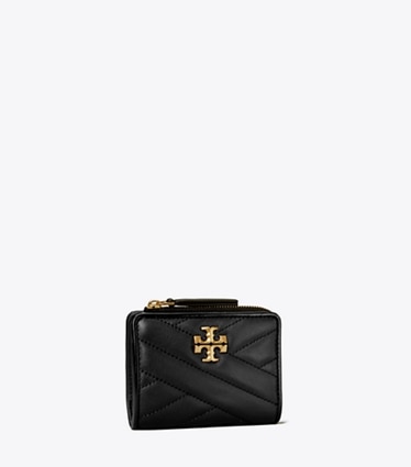 Tory Burch designer portefeuilles Portefeuille à deux volets Kira à chevrons in Black angle