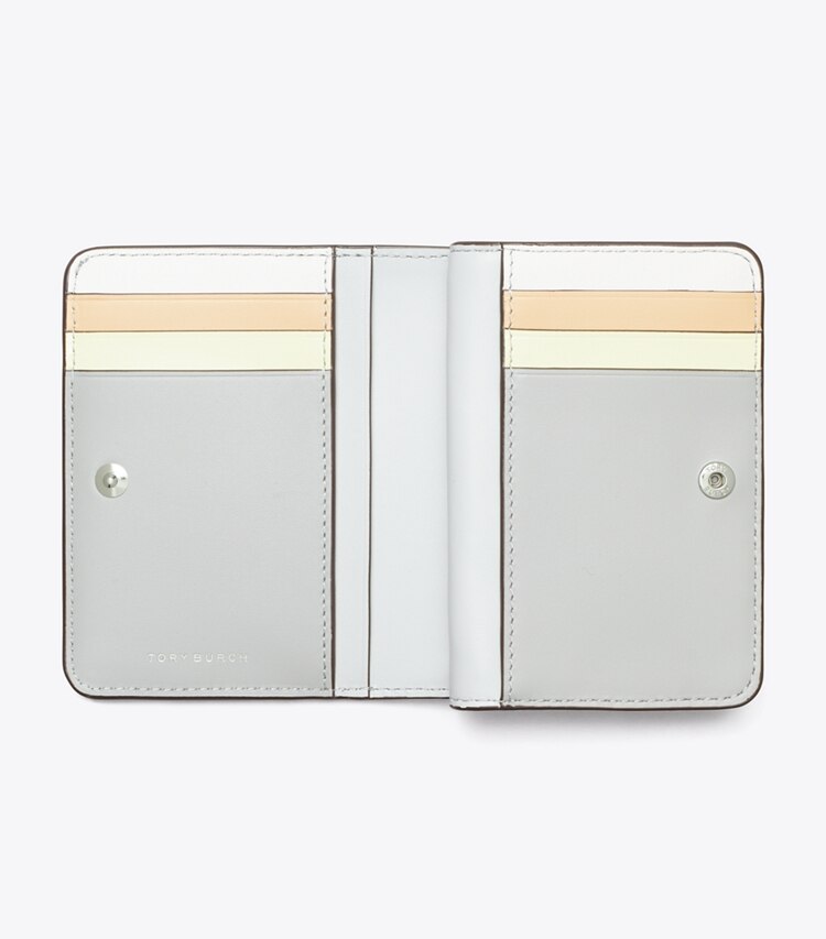 Tory Burch designer portefeuilles Portefeuille à deux volets Robinson en cuir grainé dans Light Granite vue du dessus