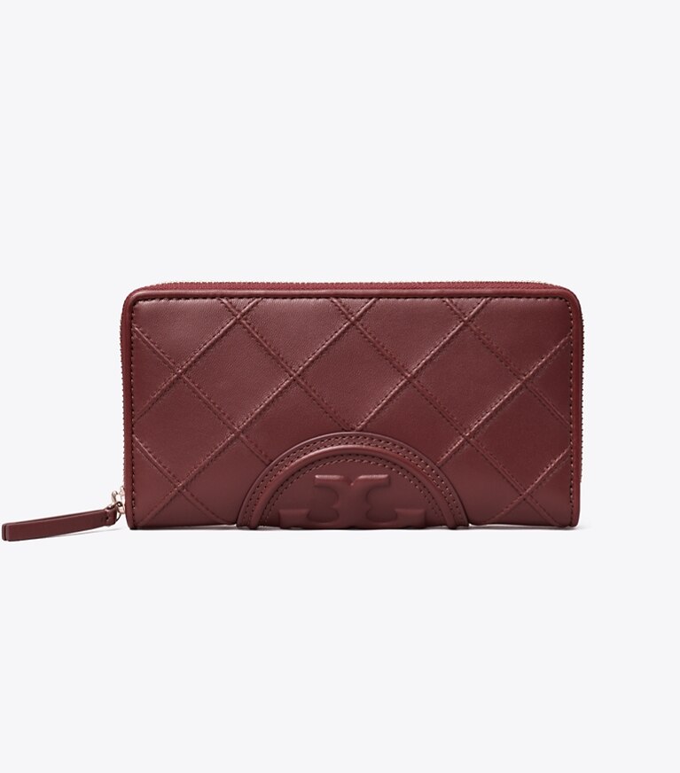 Tory Burch designer portefeuilles Portefeuille continental zippé en cuir doux Fleming in Muscadine angle