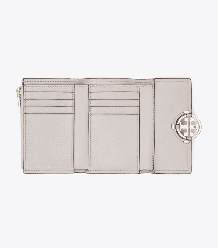 Tory Burch designer portefeuilles Portefeuille Miller à rabat moyen dans Bay Gray vue du dessus