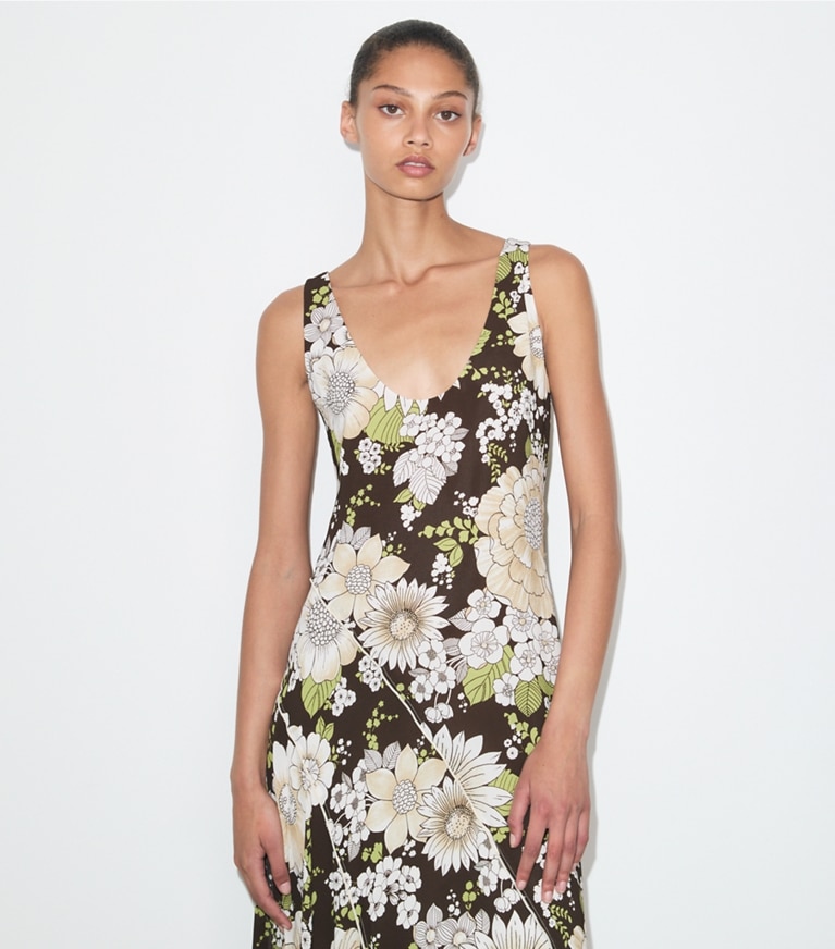 Tory Burch designer dresses Printed Asymmetric Viscose Dress in Brown Floral on model detail