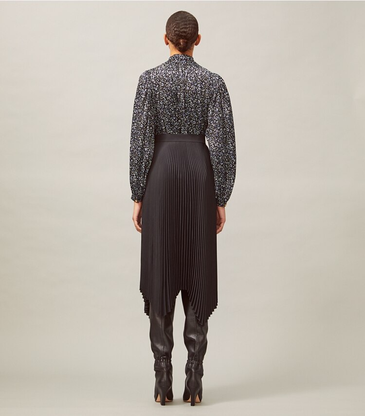 Tory Burch designer tops Printed Bow Blouse in Midnight Teapot on model back
