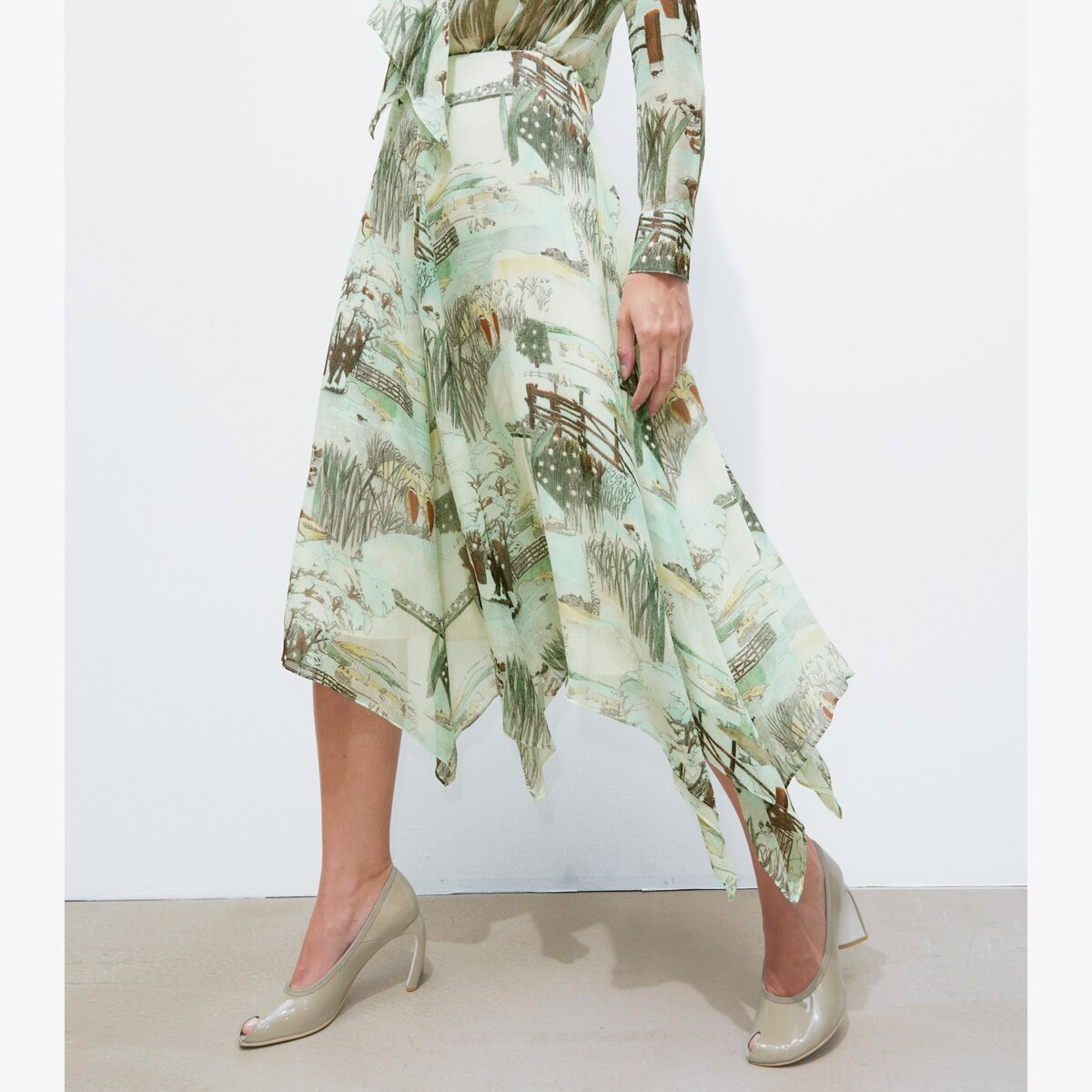 PRINTED CHIFFON SKIRT - thumbnail 4