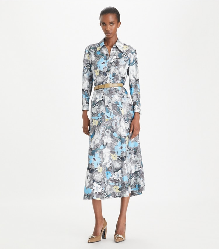 Tory Burch designer トップス プリント シルク カフドシャツ in Blue Tripped Out Flowers モデル前面