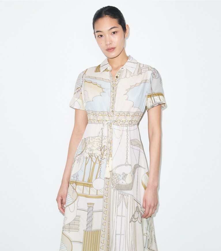 Tory Burch designer ワンピース プリント シャツドレス in Neutral Pool on model detail