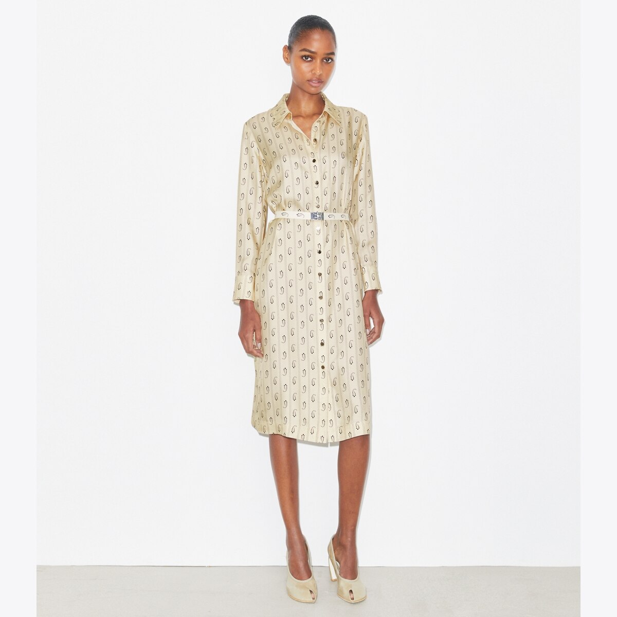 printed-silk-shirtdress-on-