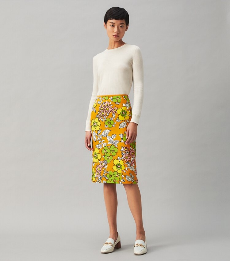 Tory Burch designer bottoms Printed Twill Pencil Skirt in RUST WALLPAPER FLORAL on model front