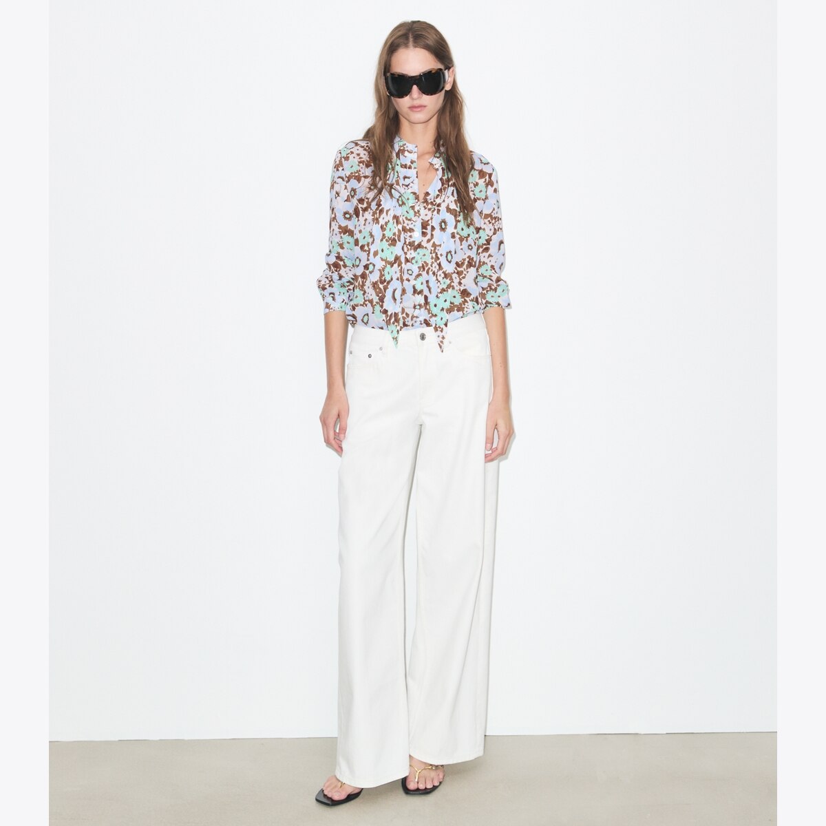 tory burch printed bow shirt dress Tory Burch Women's Printed Viscose Bow Blouse in Blue Floral, size 10