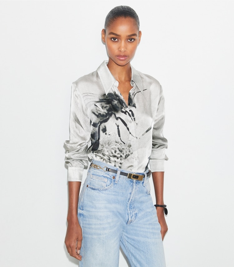 Tory Burch designer tops Printed Viscose Shirt in Gray Bee on model detail
