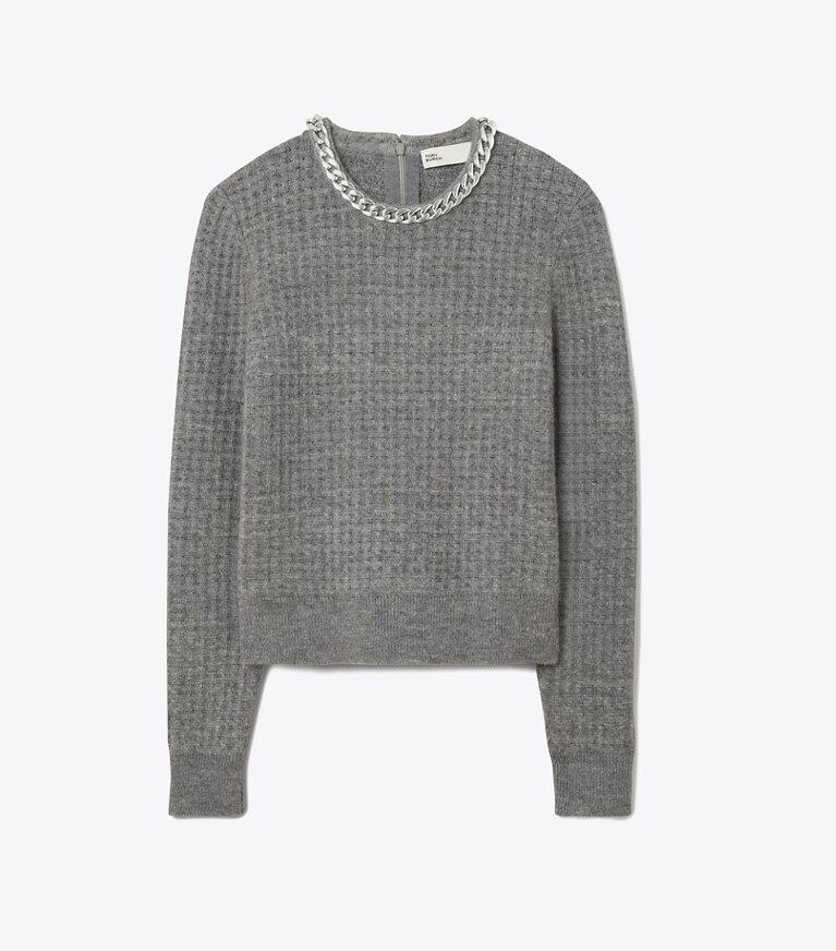 Tory Burch designer sweaters Pull col rond à ornement chaîne in Mineral Gray front