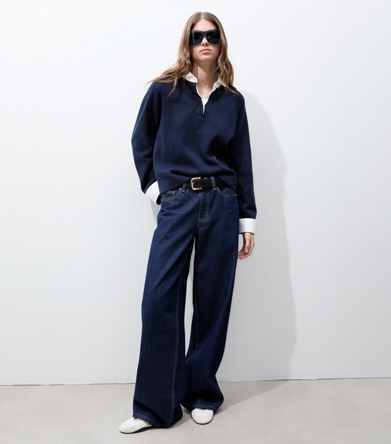Tory Burch designer sweaters Pull de rugby in Navy sur mannequin, devant