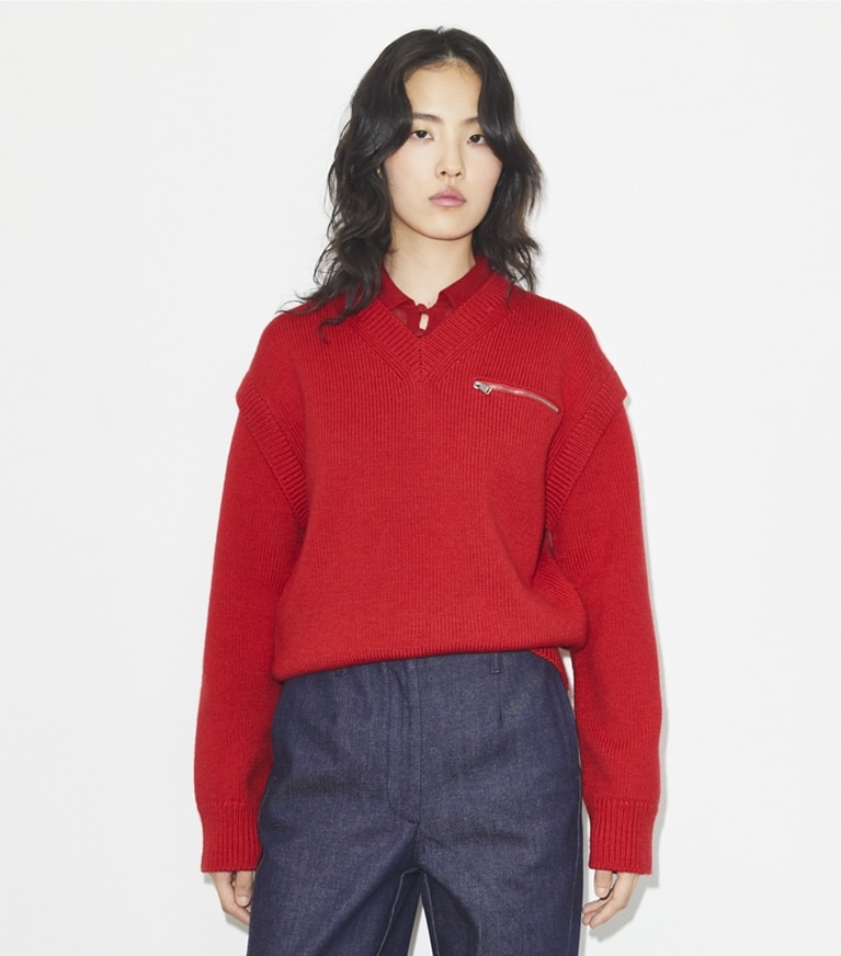 Tory Burch designer sweaters Pull en laine à col V in Red Crimson front