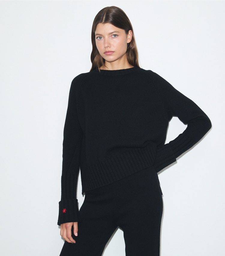 Tory Burch designer strickware Pullover aus Merinowolle in BLACK on model detail