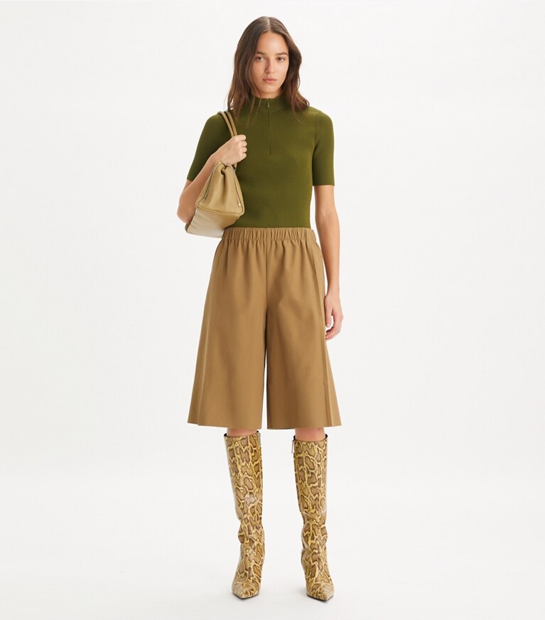 Tory Burch designer strickware Pullover mit halblangem Reißverschluss am Rundhalsausschnitt in Dark Oliva front