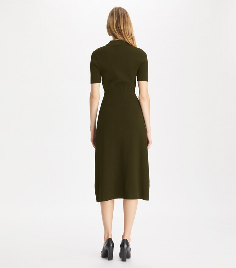 Tory Burch designer kleider Pulloverkleid aus Viskose in Dark Rich Earth on model back