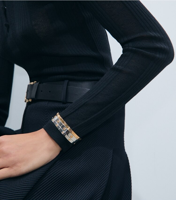 Tory Burch diseñador pulseras Pulsera fina con bisagra Icon en Tory Gold adicional en modelo