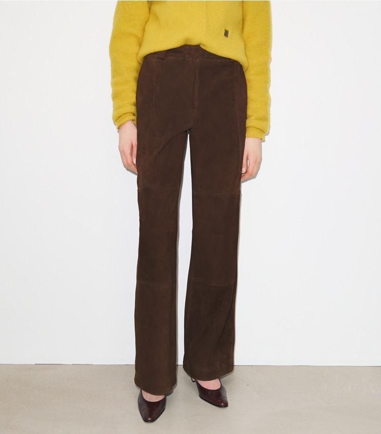 Tory Burch designer bottoms Relaxed-Fit Suede Pant in Light Chocolate on model detail