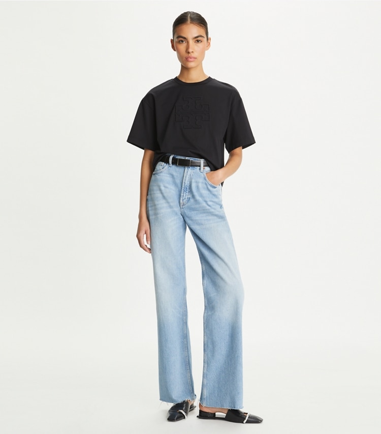 Tory Burch designer tops Relaxed Logo T-Shirt in Black on model front