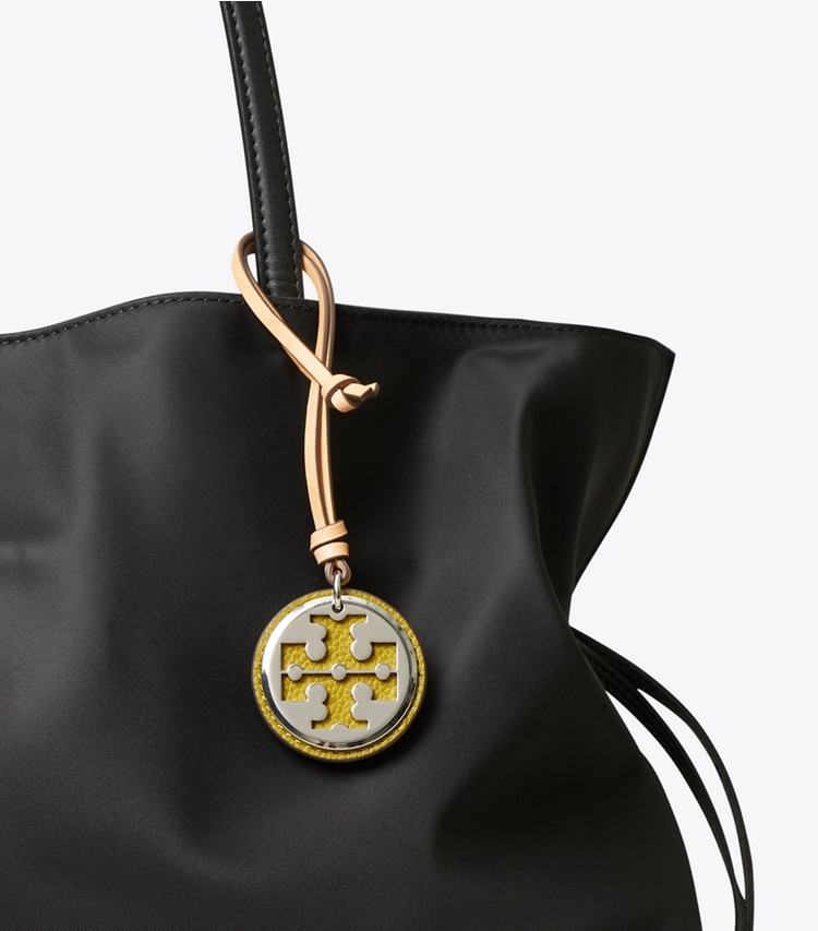 Tory Burch designer bag charms & key rings Reva Ballet Bag Charm in Moss / Silver detail