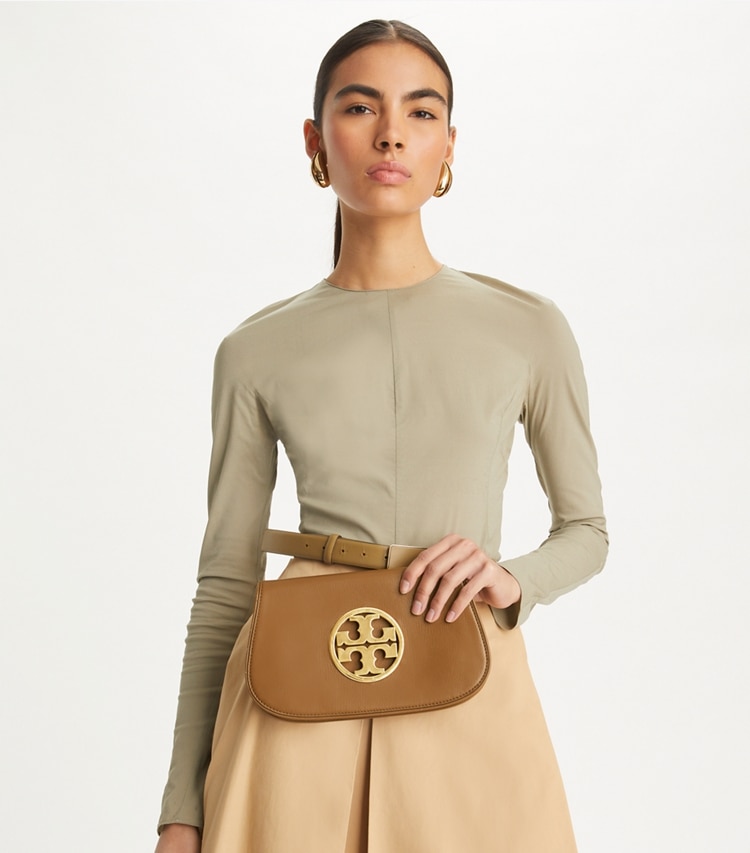 Tory Burch designer clutches Reva Clutch in Tiger'S Eye additional on model