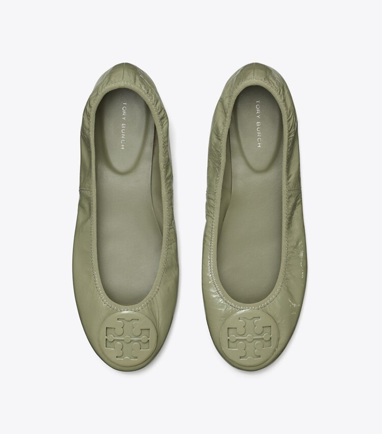 Tory Burch designer loafers Reva Travel Ballerina in SALICE / SALICE von oben