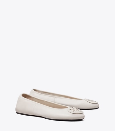 Tory Burch designer フラット リーヴァ トラベル バレエ in PEARL / PEARL angle