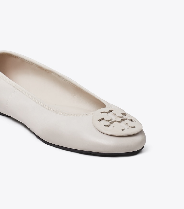 Tory Burch designer フラット リーヴァ トラベル バレエ in PEARL / PEARL ディテール