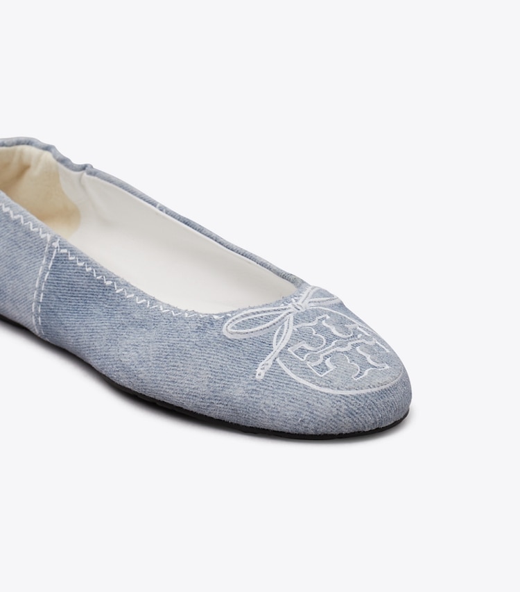 Tory Burch designer flats Reva Travel Ballet in BLUE CLOUD detail