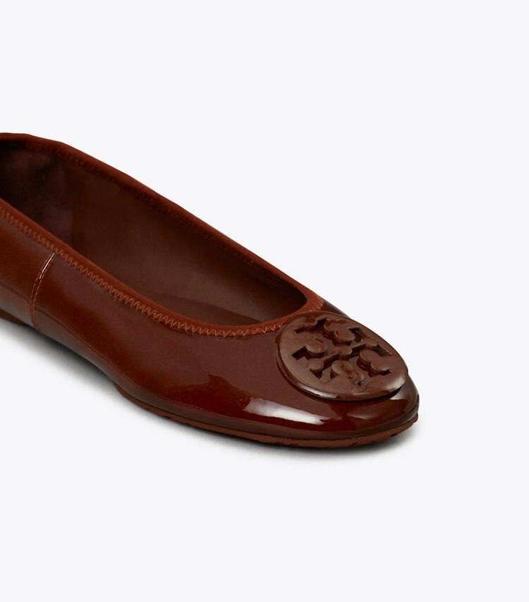 Tory Burch designer フラット リーヴァ トラベル バレエシューズ in FUOCO / FUOCO ディテール