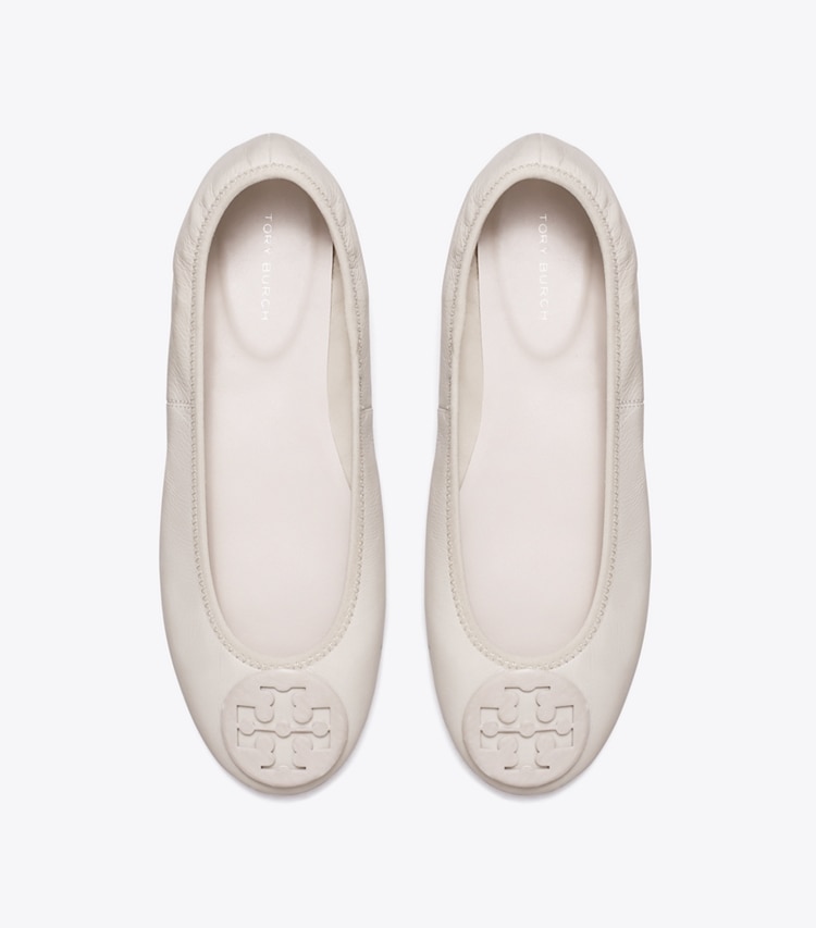 Tory Burch designer フラット リーヴァ トラベル バレエ in PEARL / PEARL オーバーヘッド