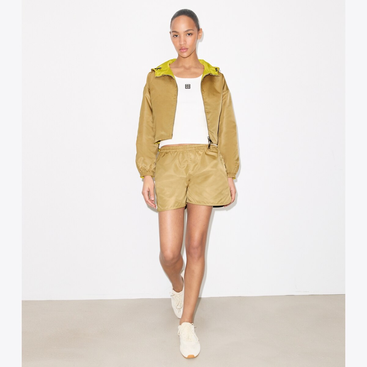 REVERSIBLE CROPPED NYLON JACKET - thumbnail 3