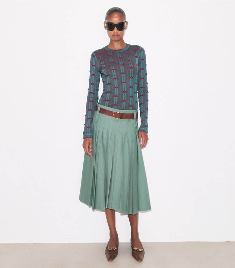 Tory Burch designer sweaters Ribbed Viscose Top in Mermaid / Bordeaux on model front