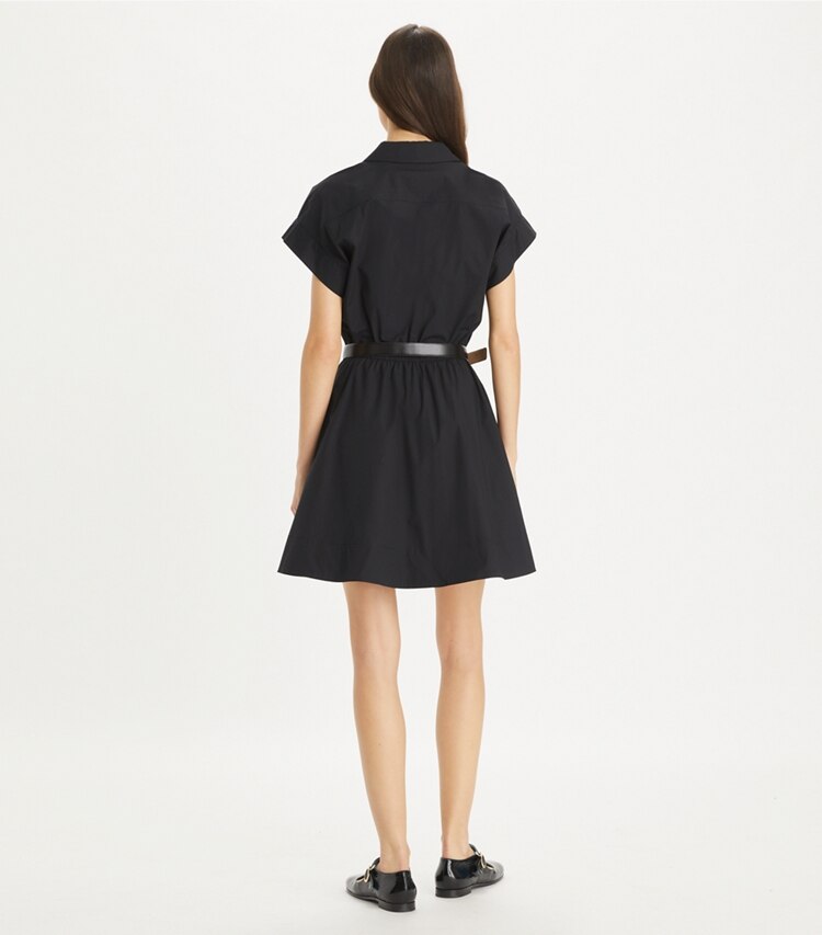 Tory Burch designer robes Robe chemise en popeline de coton in Black on model back