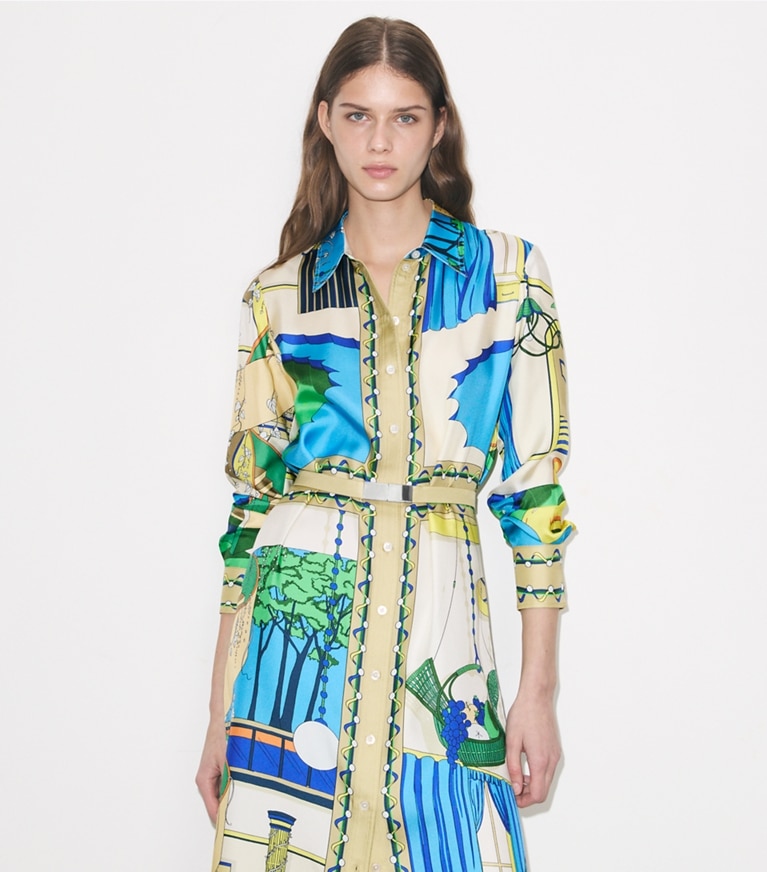 Tory Burch designer robes Robe chemise en soie imprimée in The Pool Blue on model detail