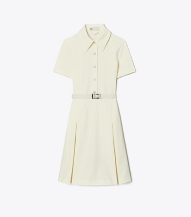 Tory Burch designer robes Robe de golf à manches courtes et à pinces dans NEW IVORY de face