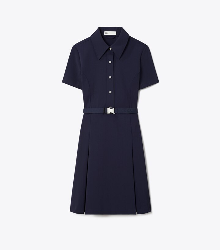 Tory Burch designer robes Robe de golf à manches courtes et à pinces dans Tory Navy de face