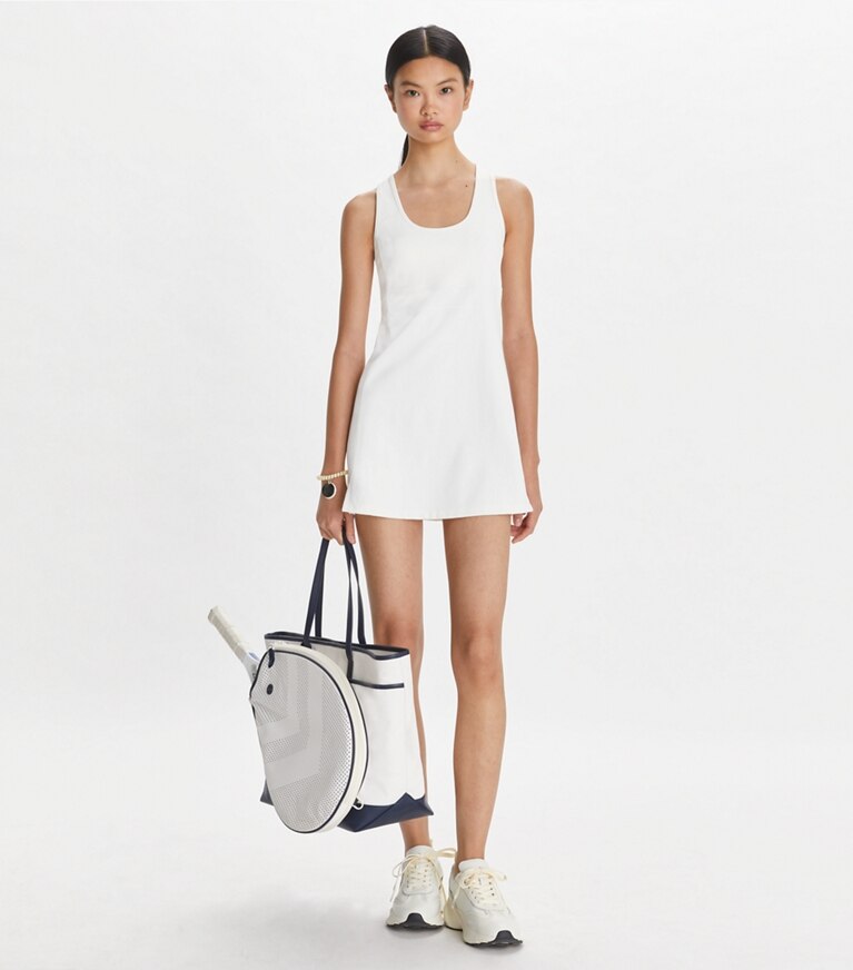 Tory Sport designer robes Robe de tennis en mesh technique in Snow White front