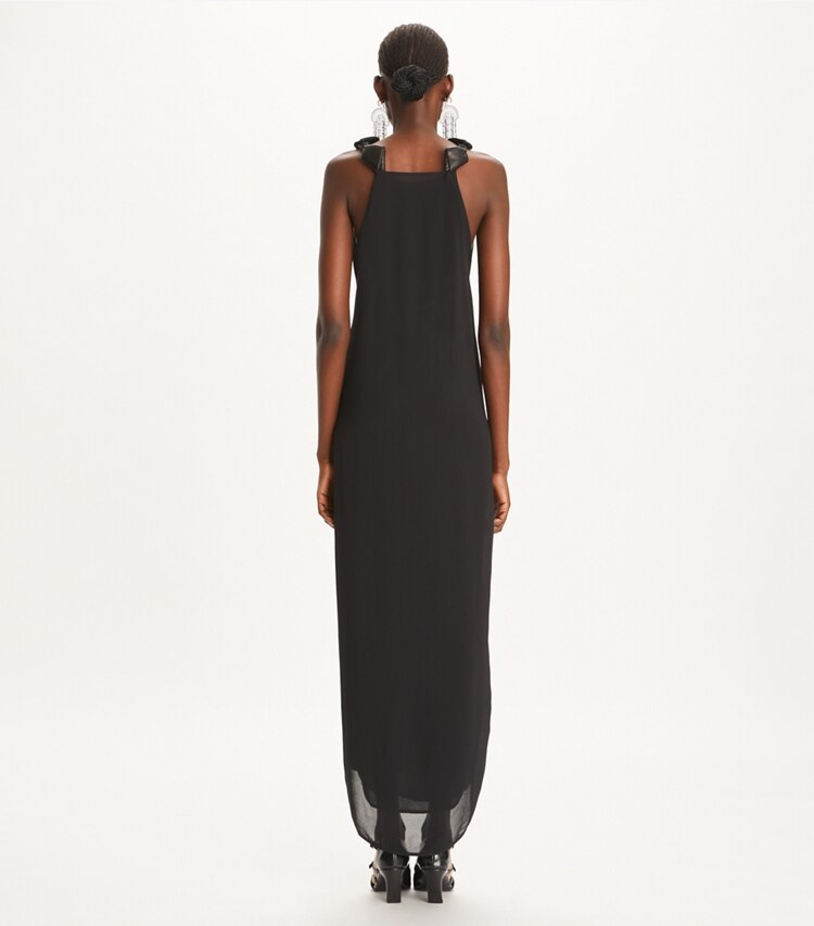 Tory Burch designer robes Robe en crêpe à nœud dans Black sur modèle, de dos