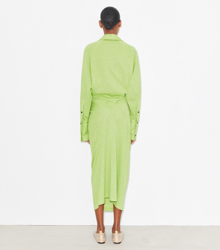 Tory Burch designer robes Robe en jacquard à poignets dans Bright Green sur modèle, de dos