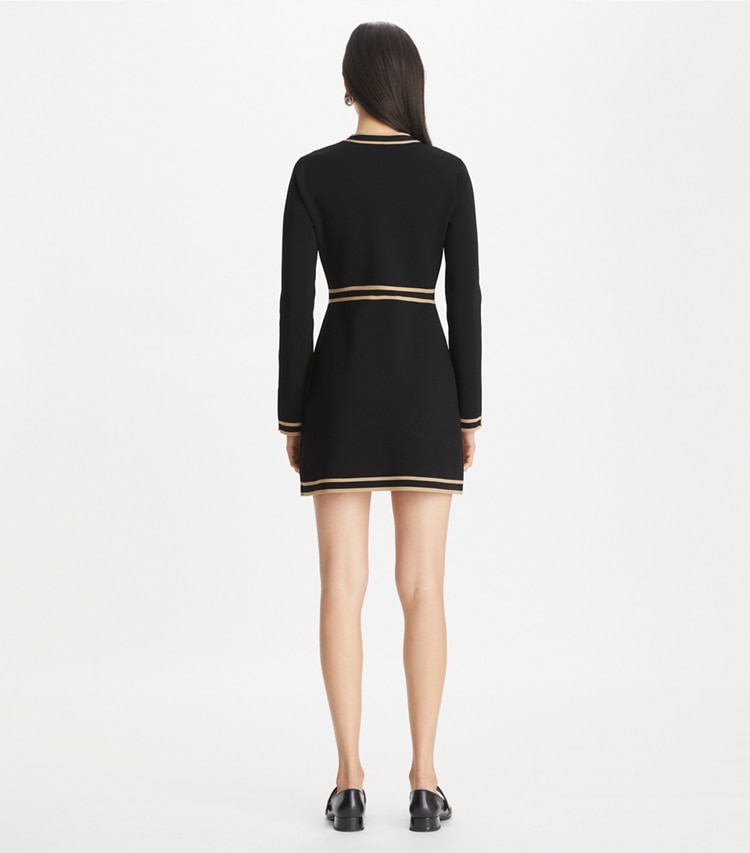 Tory Burch designer robes Robe pull Kendra en viscose in Black / Chameau on model back