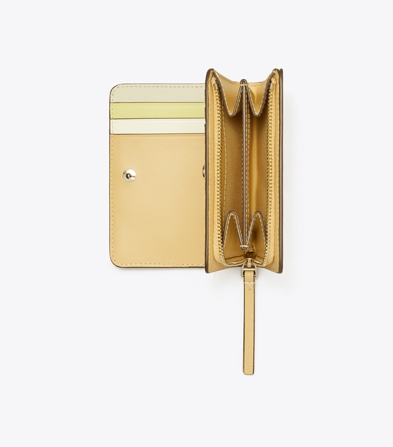 Tory Burch designer 財布 ロビンソン ペブルド バイフォールド ウォレット in Praline angle