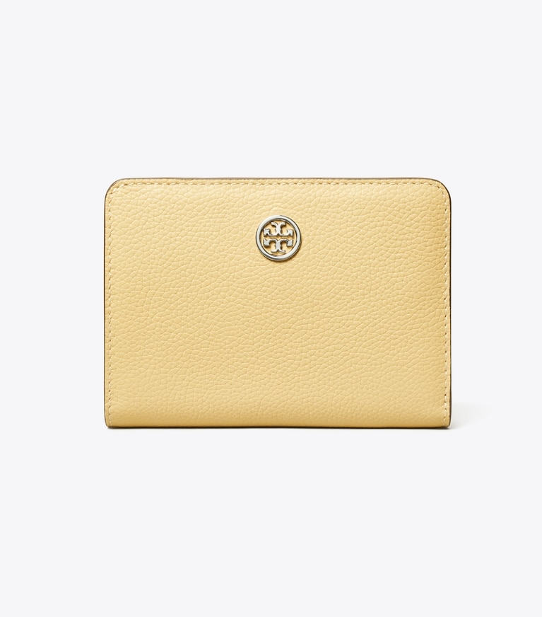 Tory Burch designer 財布 ロビンソン ペブルド バイフォールド ウォレット in Praline angle