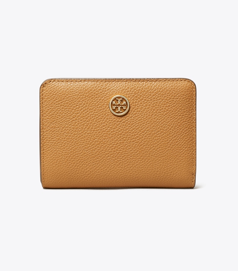 Tory Burch designer 財布 ロビンソン ペブルド バイフォールド ウォレット in Tiramisu angle