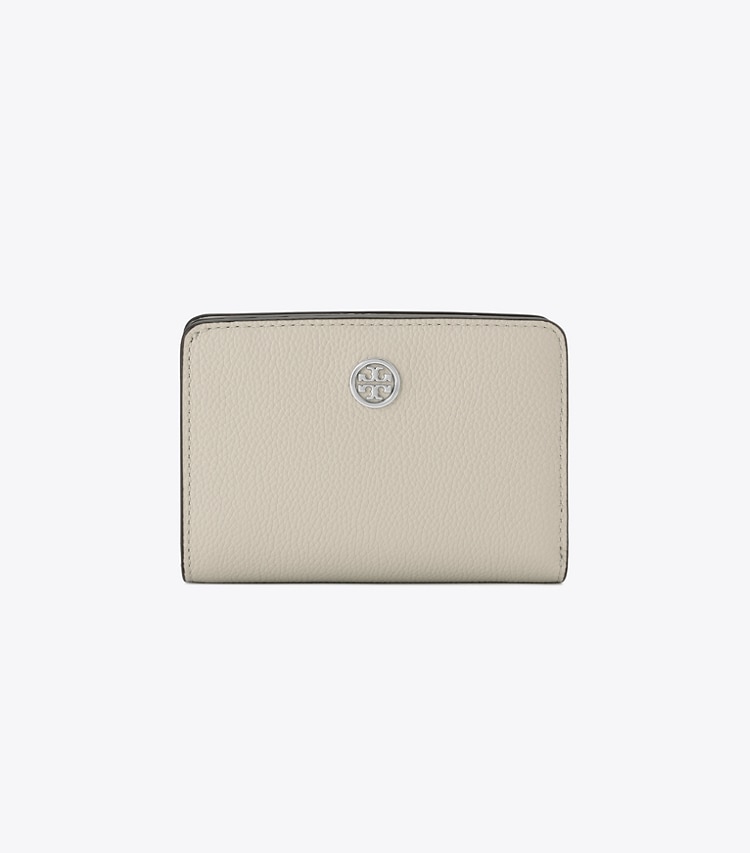 Tory Burch designer 財布 ロビンソン ペブルド バイフォールド ウォレット in Sage Stone front